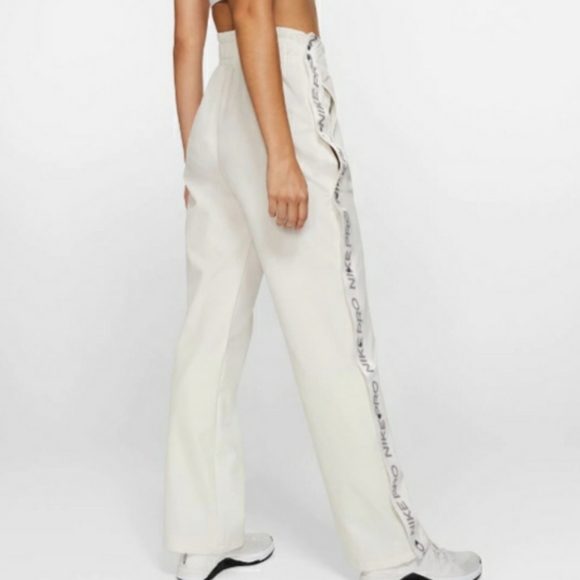 Nike Pants - Nike Woman's Tear pants
